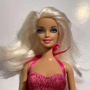 Barbie Exclusively for Claire's Doll 2011 Mattel #X7739 HTF